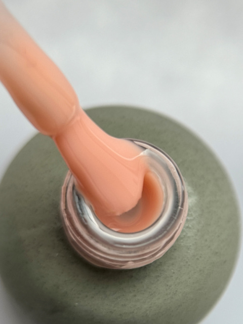 DA'23 COVER TOP 'POWDER SMOKE, 14 ml - półprzezroczysty top hybrydowy no wipe (ciepły pudrowy)