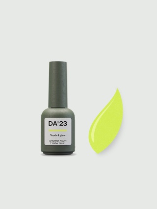 DA'23 'TOUCH&GLOW GEL POLISH, 8 ML