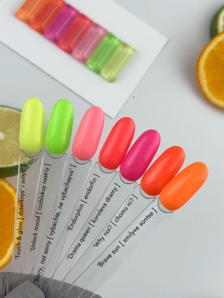 DA'23 'TOUCH&GLOW GEL POLISH, 8 ML